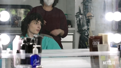 2022-06-08_-_Stranger_Things_-_From_the_Hair_Chair_mp41458.jpg