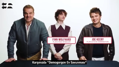 2022-06-14_-_Stranger_Translator_-_Stranger_Things_S04_Interview_mp46541.jpg