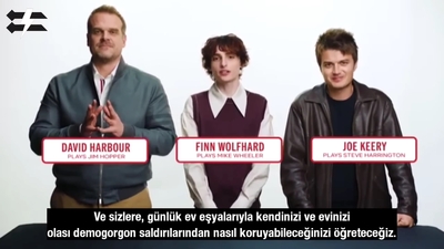 2022-06-14_-_Stranger_Translator_-_Stranger_Things_S04_Interview_mp46545.jpg