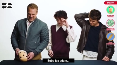 2022-06-14_-_Stranger_Translator_-_Stranger_Things_S04_Interview_mp46560.jpg