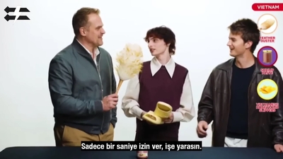 2022-06-14_-_Stranger_Translator_-_Stranger_Things_S04_Interview_mp46618.jpg