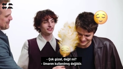 2022-06-14_-_Stranger_Translator_-_Stranger_Things_S04_Interview_mp46622.jpg