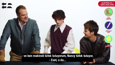 2022-06-14_-_Stranger_Translator_-_Stranger_Things_S04_Interview_mp46657.jpg