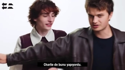 2022-06-14_-_Stranger_Translator_-_Stranger_Things_S04_Interview_mp46684.jpg
