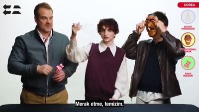 2022-06-14_-_Stranger_Translator_-_Stranger_Things_S04_Interview_mp46803.jpg