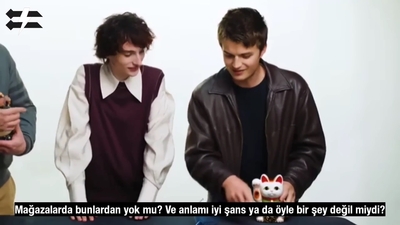 2022-06-14_-_Stranger_Translator_-_Stranger_Things_S04_Interview_mp46817.jpg