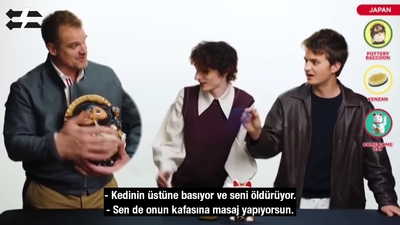 2022-06-14_-_Stranger_Translator_-_Stranger_Things_S04_Interview_mp46826.jpg