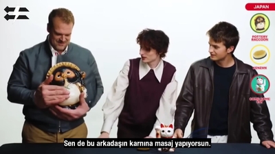 2022-06-14_-_Stranger_Translator_-_Stranger_Things_S04_Interview_mp46828.jpg