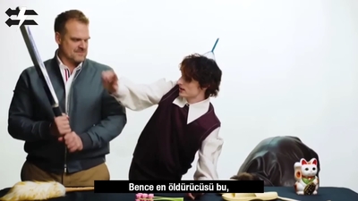 2022-06-14_-_Stranger_Translator_-_Stranger_Things_S04_Interview_mp46834.jpg