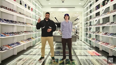 2022-07-11_-_Finn_Wolfhard_Goes_Sneaker_Shopping_With_Complex_mp47789.jpg
