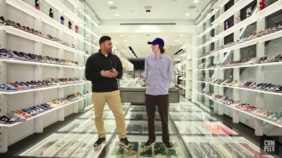 2022-07-11_-_Finn_Wolfhard_Goes_Sneaker_Shopping_With_Complex_mp47796.jpg