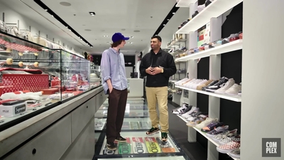 2022-07-11_-_Finn_Wolfhard_Goes_Sneaker_Shopping_With_Complex_mp47834.jpg