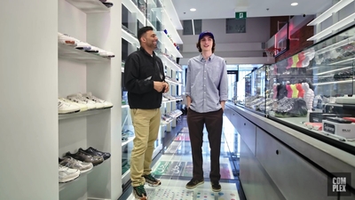 2022-07-11_-_Finn_Wolfhard_Goes_Sneaker_Shopping_With_Complex_mp48126.jpg