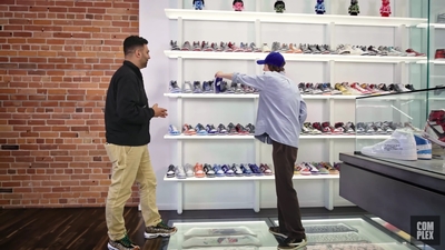 2022-07-11_-_Finn_Wolfhard_Goes_Sneaker_Shopping_With_Complex_mp48224.jpg