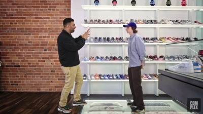 2022-07-11_-_Finn_Wolfhard_Goes_Sneaker_Shopping_With_Complex_mp48237.jpg