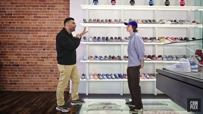 2022-07-11_-_Finn_Wolfhard_Goes_Sneaker_Shopping_With_Complex_mp48238.jpg