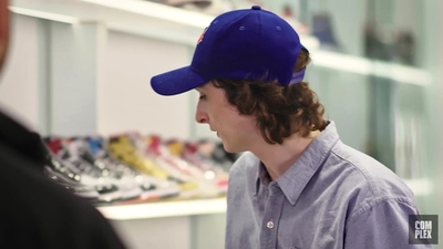 2022-07-11_-_Finn_Wolfhard_Goes_Sneaker_Shopping_With_Complex_mp48260.jpg