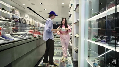 2022-07-11_-_Finn_Wolfhard_Goes_Sneaker_Shopping_With_Complex_mp48351.jpg