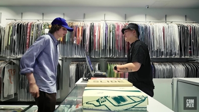 2022-07-11_-_Finn_Wolfhard_Goes_Sneaker_Shopping_With_Complex_mp48397.jpg