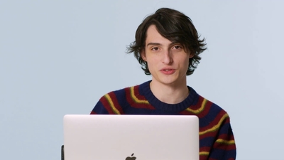 2023-02-01_-_GQ_-_Finn_Wolfhard_Replies_to_More_Fans_on_the_Internet_mp40062.jpg