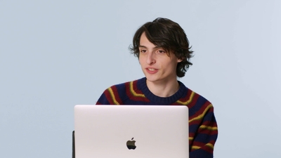 2023-02-01_-_GQ_-_Finn_Wolfhard_Replies_to_More_Fans_on_the_Internet_mp40070.jpg