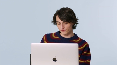 2023-02-01_-_GQ_-_Finn_Wolfhard_Replies_to_More_Fans_on_the_Internet_mp40093.jpg