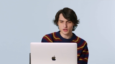 2023-02-01_-_GQ_-_Finn_Wolfhard_Replies_to_More_Fans_on_the_Internet_mp40119.jpg