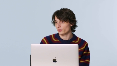 2023-02-01_-_GQ_-_Finn_Wolfhard_Replies_to_More_Fans_on_the_Internet_mp40122.jpg