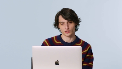 2023-02-01_-_GQ_-_Finn_Wolfhard_Replies_to_More_Fans_on_the_Internet_mp40131.jpg