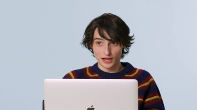 2023-02-01_-_GQ_-_Finn_Wolfhard_Replies_to_More_Fans_on_the_Internet_mp40203.jpg