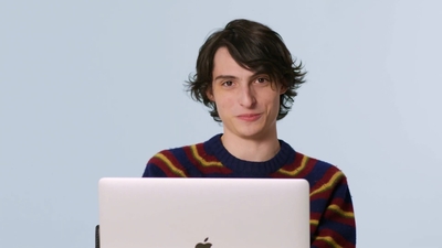 2023-02-01_-_GQ_-_Finn_Wolfhard_Replies_to_More_Fans_on_the_Internet_mp40343.jpg