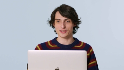 2023-02-01_-_GQ_-_Finn_Wolfhard_Replies_to_More_Fans_on_the_Internet_mp40391.jpg