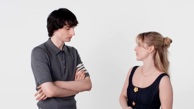 2024-04-05_-_Glamour_-_Finn_Wolfhard_and_Mckenna_Grace_Take_a_Friendship_Test_mp41175.jpg