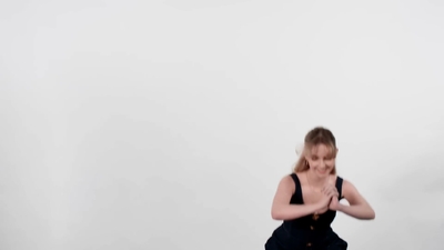 2024-04-05_-_Glamour_-_Finn_Wolfhard_and_Mckenna_Grace_Take_a_Friendship_Test_mp41573.jpg