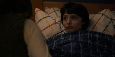 Stranger_Things_S01E04_mp40573.jpg