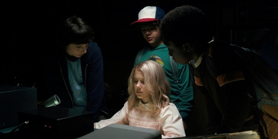 Stranger_Things_S01E04_mp42359.jpg