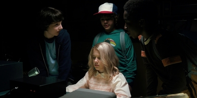 Stranger_Things_S01E04_mp42363.jpg