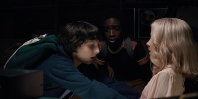 Stranger_Things_S01E04_mp42496.jpg