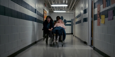Stranger_Things_S01E04_mp42540.jpg