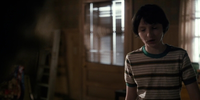 Stranger_Things_S01E06_mp46651.jpg