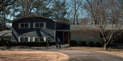 Stranger_Things_S01E06_mp46816.jpg