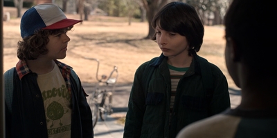 Stranger_Things_S01E06_mp46832.jpg