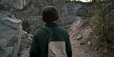 Stranger_Things_S01E06_mp48156.jpg