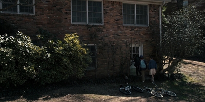Stranger_Things_S01E06_mp48448.jpg