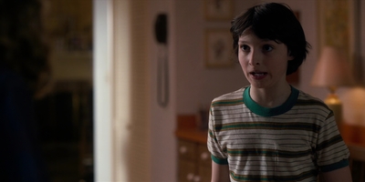 Stranger_Things_S01E07_mp40126.jpg