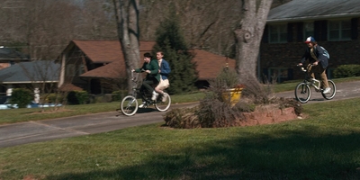 Stranger_Things_S01E07_mp40210.jpg