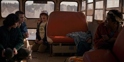 Stranger_Things_S01E07_mp41020.jpg