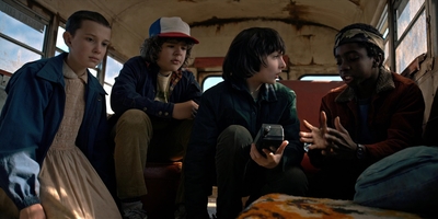 Stranger_Things_S01E07_mp41046.jpg