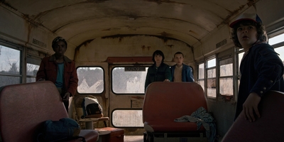 Stranger_Things_S01E07_mp41272.jpg