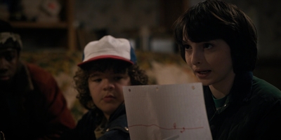 Stranger_Things_S01E07_mp41323.jpg